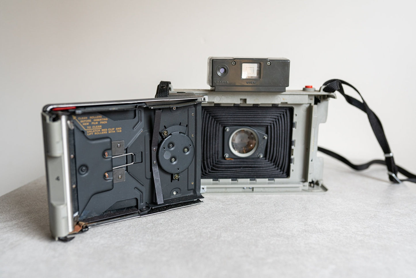 Polaroid 330 Packfilm Land Camera