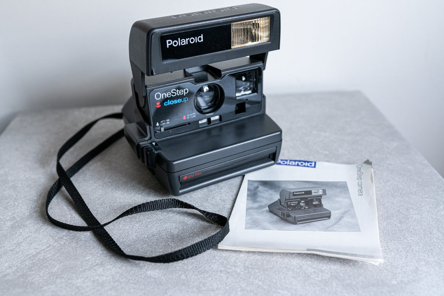 Polaroid OneStep Closeup Instant Film Camera - Untested