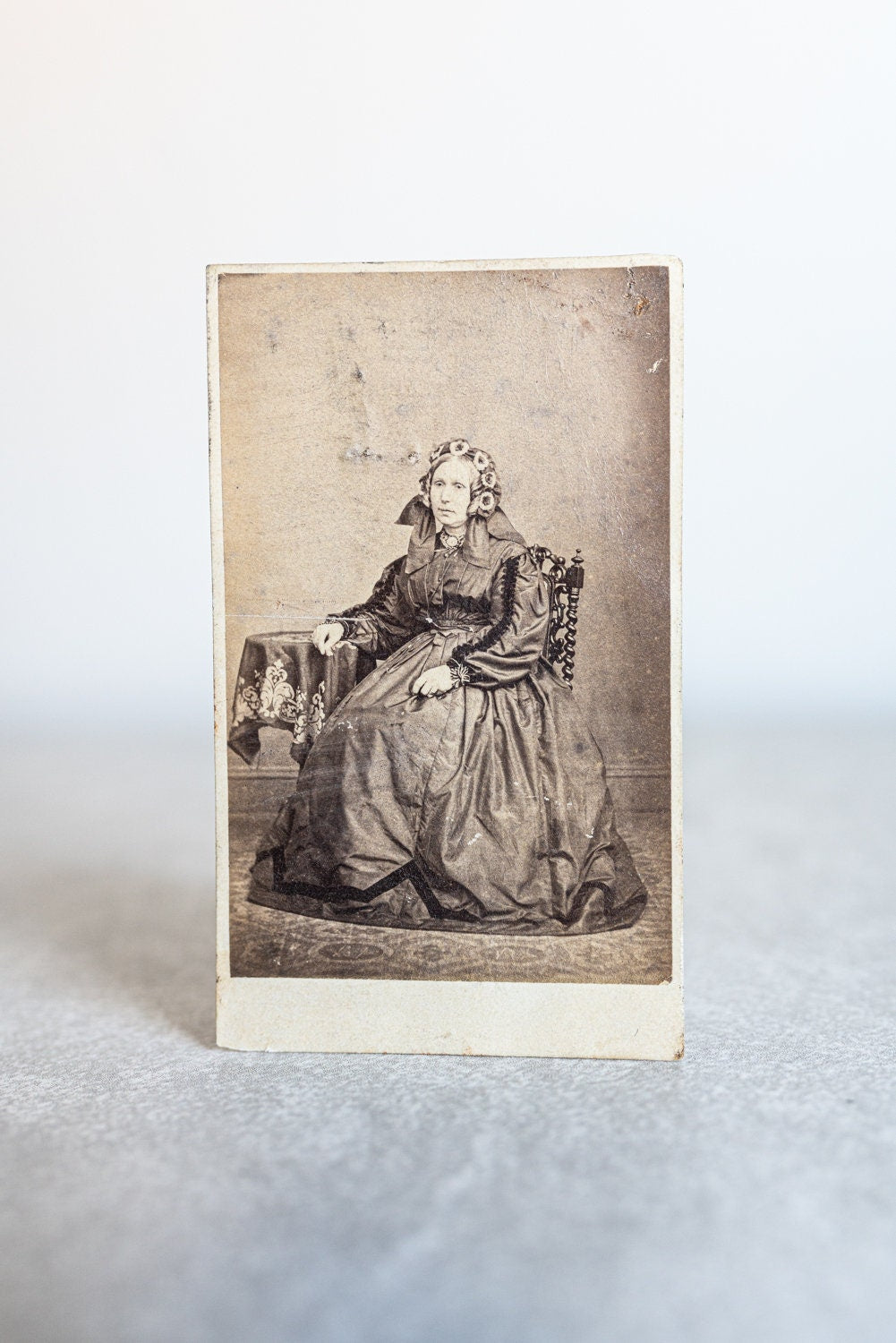 Vintage Bee Bee Film Holder (1 Septum) w/ Vintage Photograph of a Victorian Lady