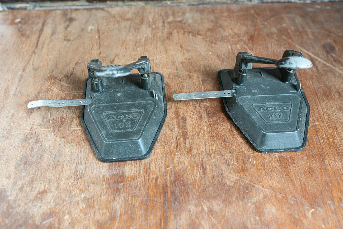 Acco 10x Vintage Two Hole Paper Punch - Set of 2