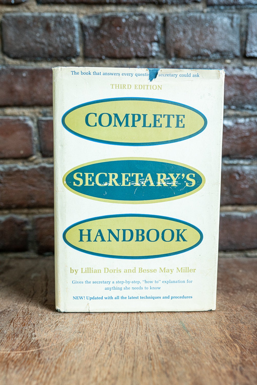 Complete Secretarys Handbook - Third Edition - Hardcover