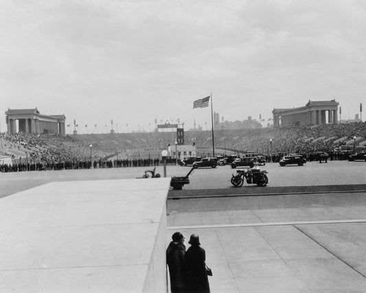 8x10 Reprint of Depression Era Photograph in Chicago - Soldier Field