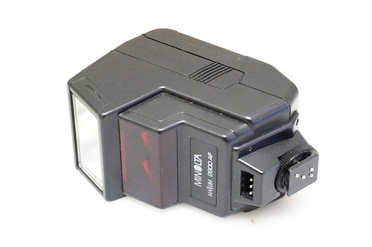 Minolta Program-Flash Maxxum 2800 AF Flash with Wide Angle Attachment