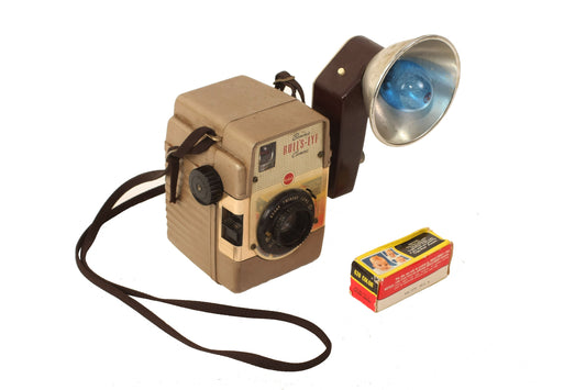 Vintage Kodak Brownie Bulls-Eye Camera With Flash Attachment and Roll of 620 Col