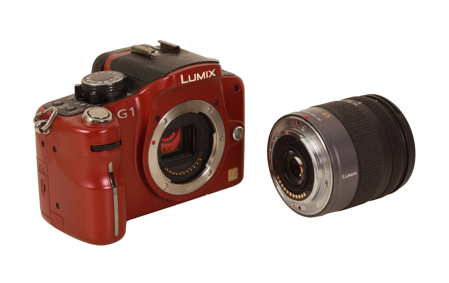 Panasonic Lumix DMC-G1 12.1MP Digital Mirror-Less Camera Red With 14-45mm F/3.5-