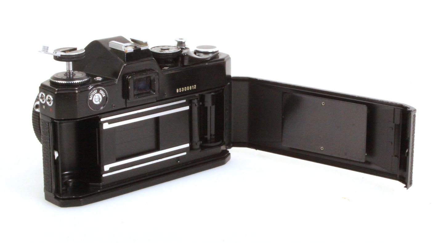 Vivitar 450/SLD 35MM SLR Student Camera With 3 Rolls of B&W Film