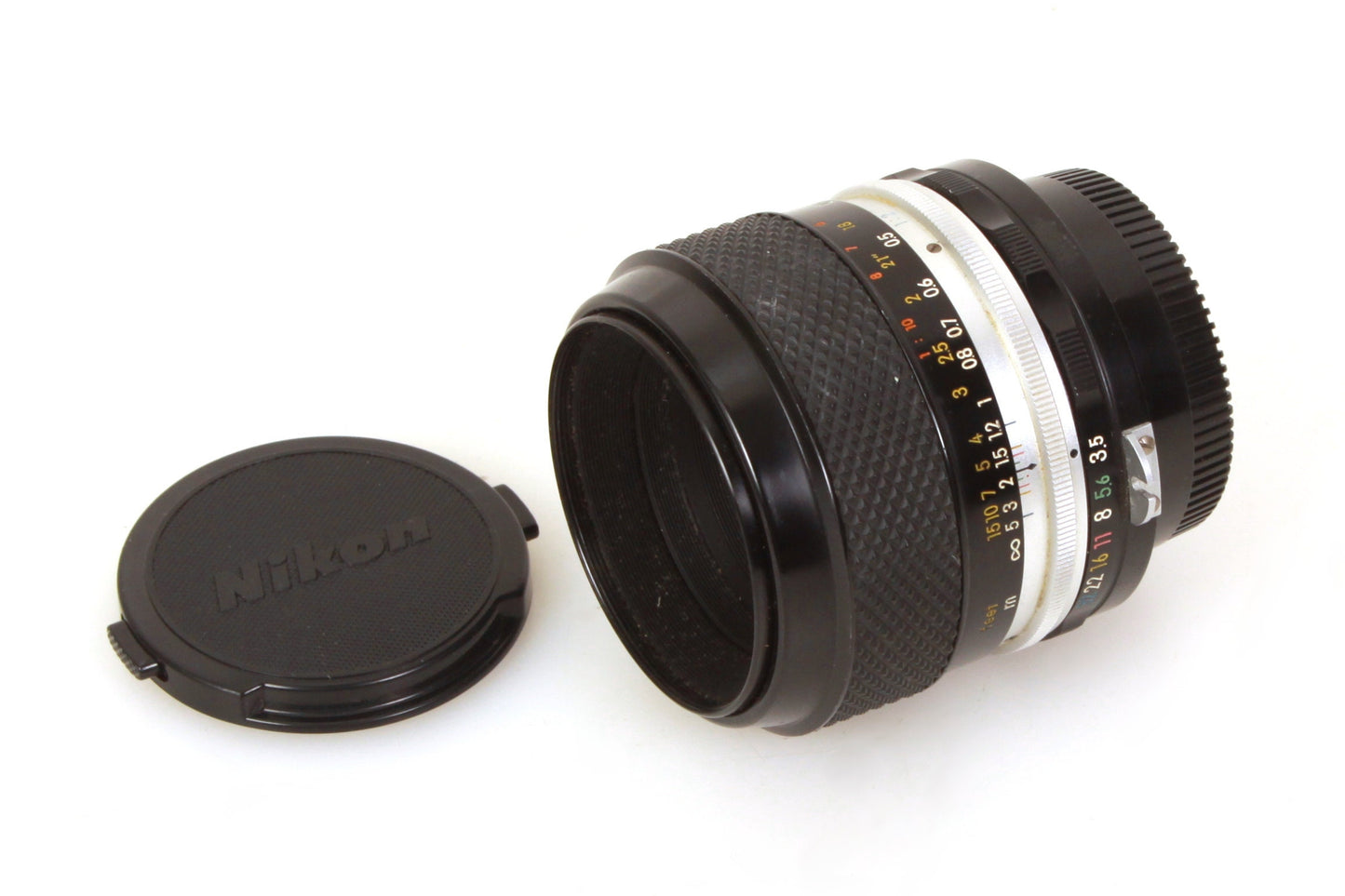 Nikon FILM LENS  Macro Lens 55mm f3.5 w/ Macro Close-up M2