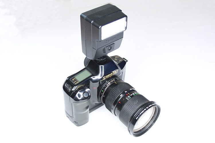 Student Camera Outfit Canon T90 with 35-105 Canon Lens & Canon Speedlite 177A