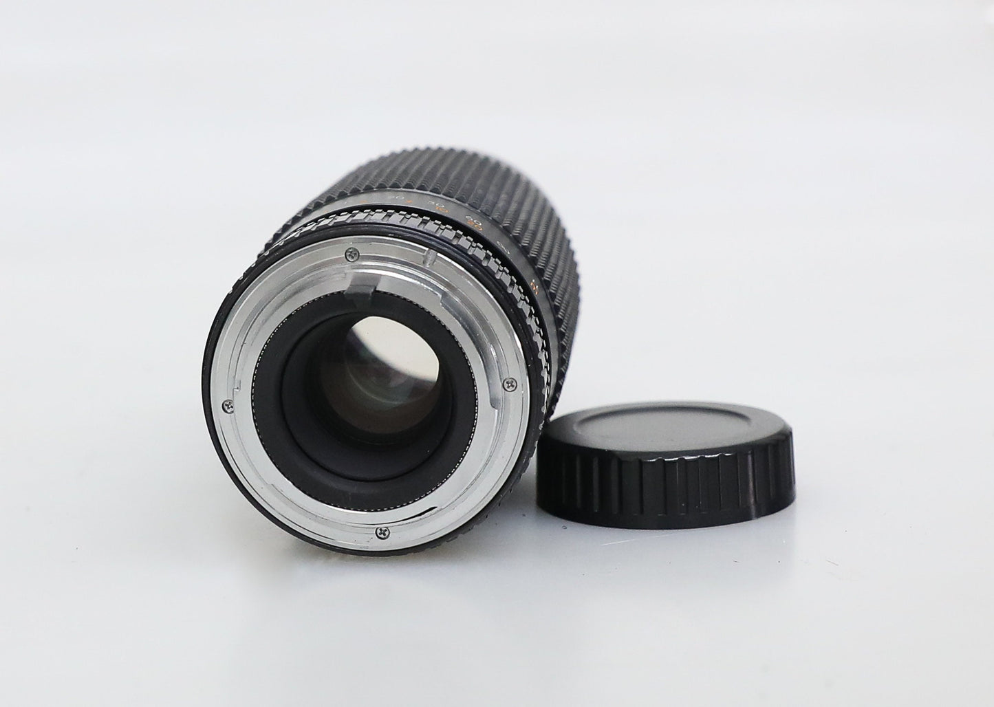 Minolta MD  FILM LENSE 80-200mm f/4.0 Zoom Lens with Macro