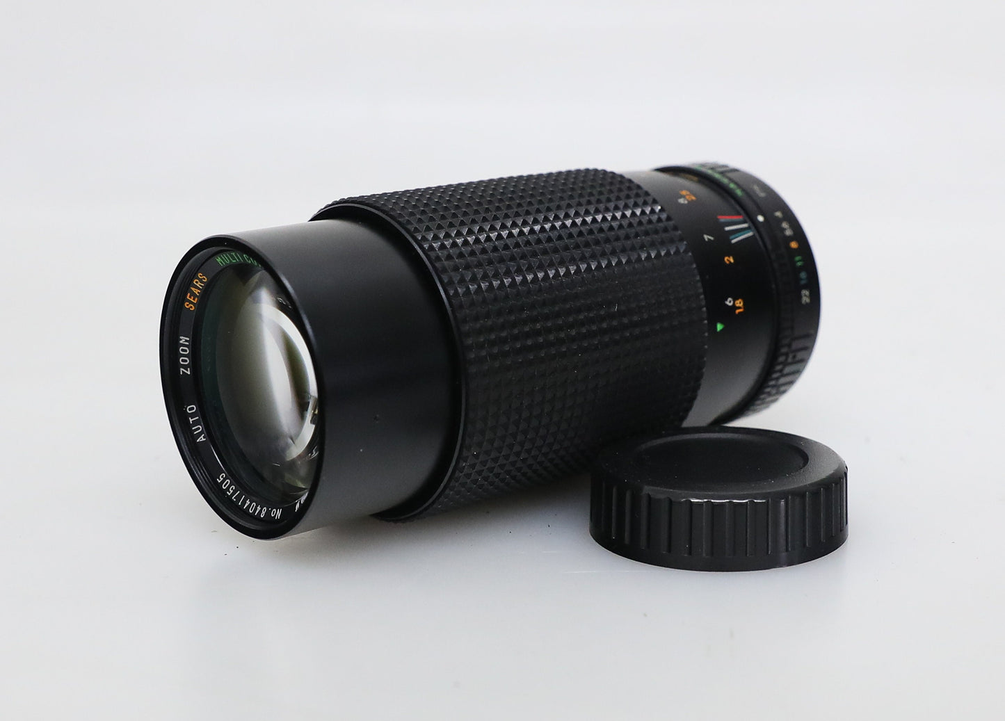 Minolta MD  FILM LENSE 80-200mm f/4.0 Zoom Lens with Macro