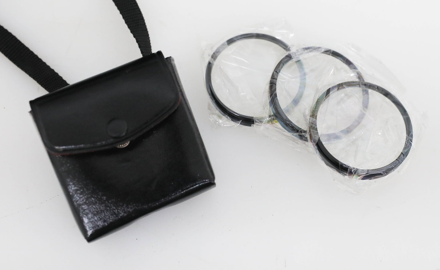 Olympus IS-30 DLX 35mm Film Camera with Case, Strap & Close Up Filter Set WORKS