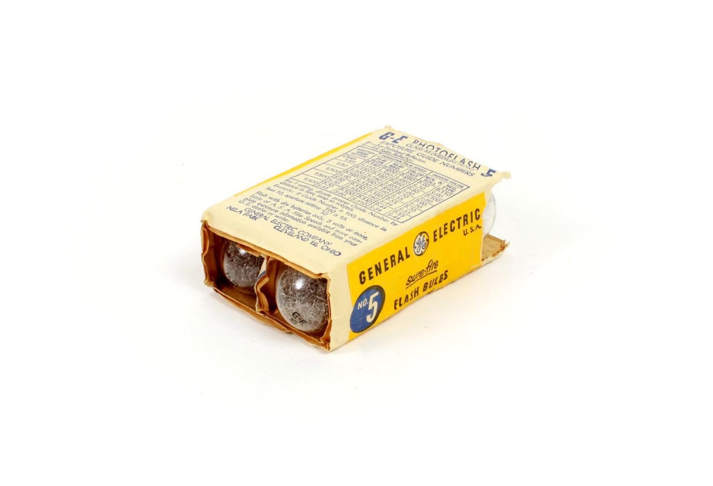 Official Girl Scout 4 Brownie Camera w/ Flash, Bulbs & Film