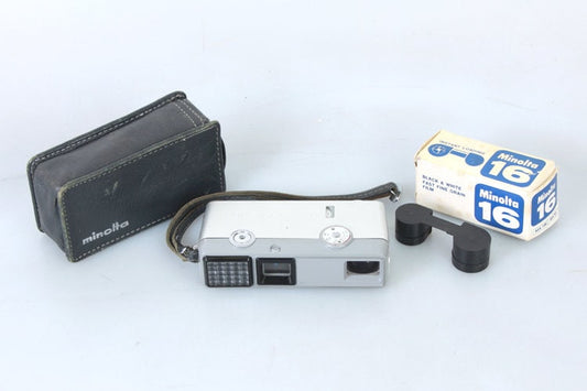 16mm Film Spy Camera Minolta 16 EE w Case + B&W Film + Extra Cartridge