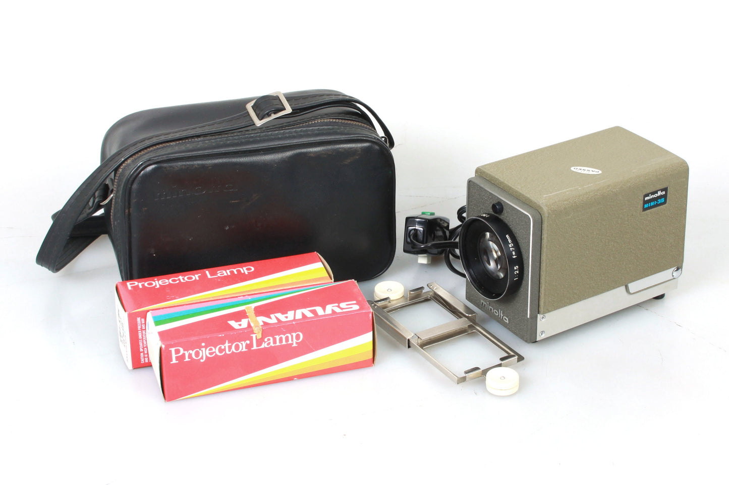 Minolta Mini 35 Slide Projector with Original Case + 2 Extra Bulbs