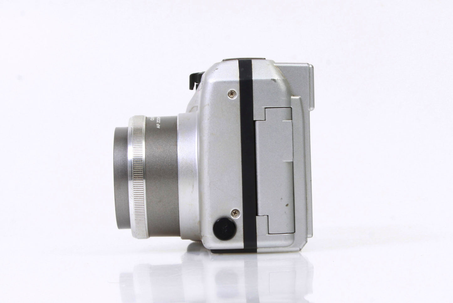 OLYMPUS Digital Camera 2.1 Megapixel  with cap