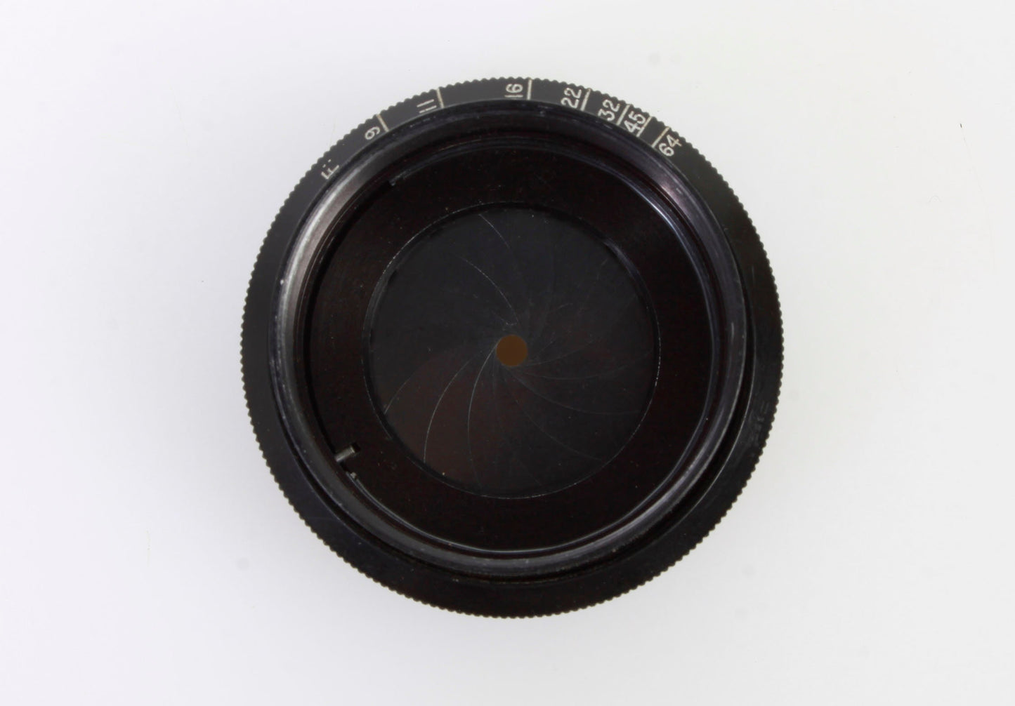 Lens aperture diaphragm