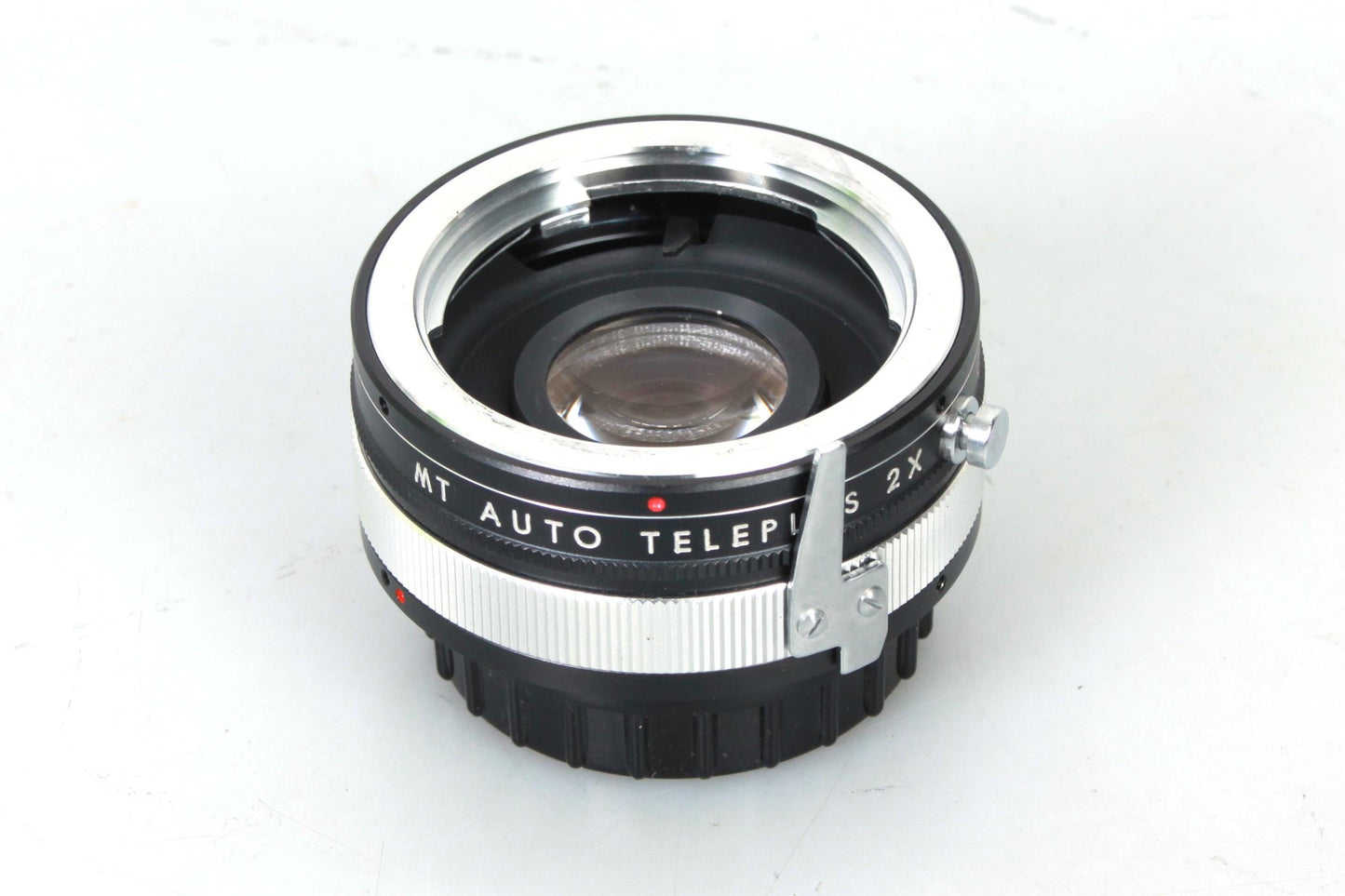 Minolta MD 2X Tele Converter w Case