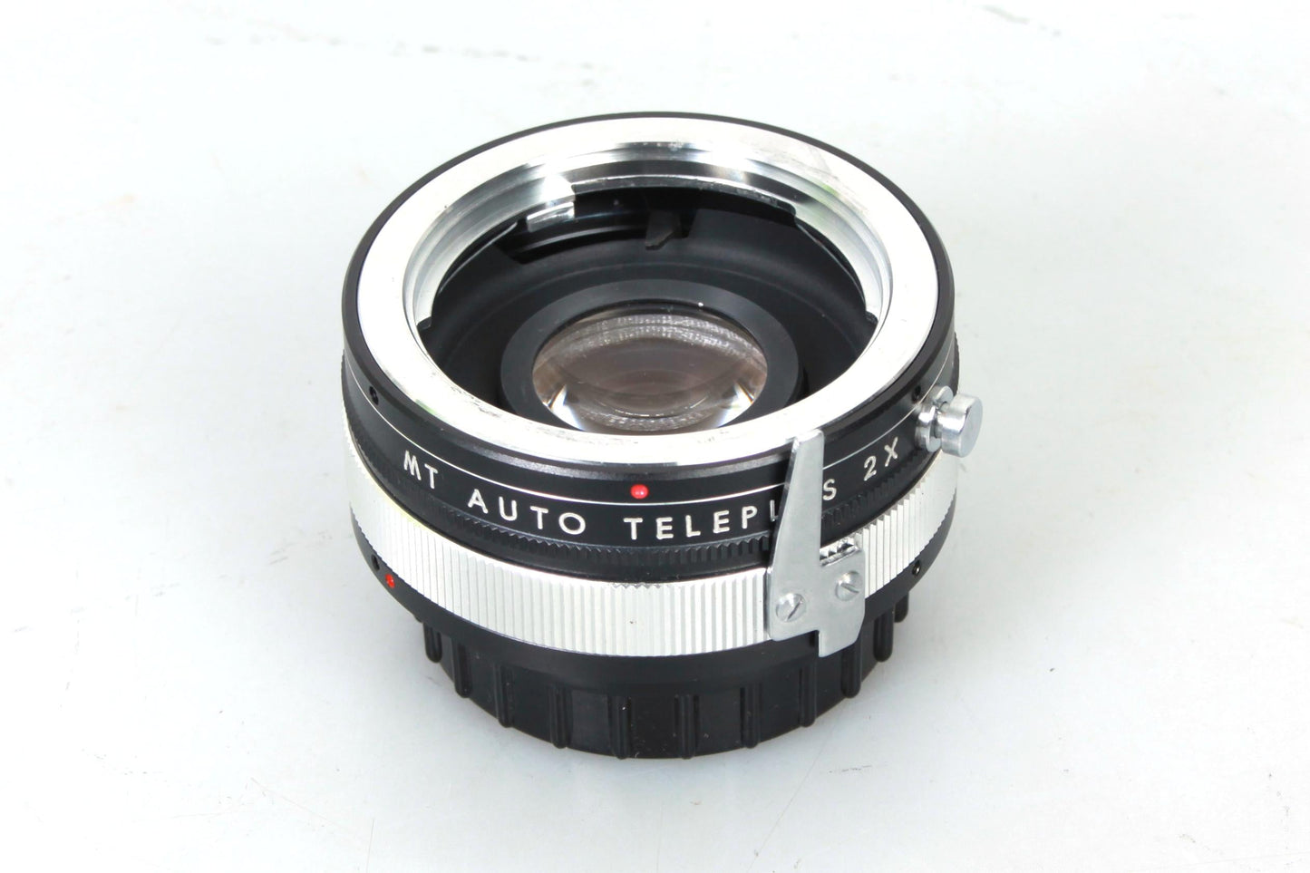 Minolta MD 2X Tele Converter w Case