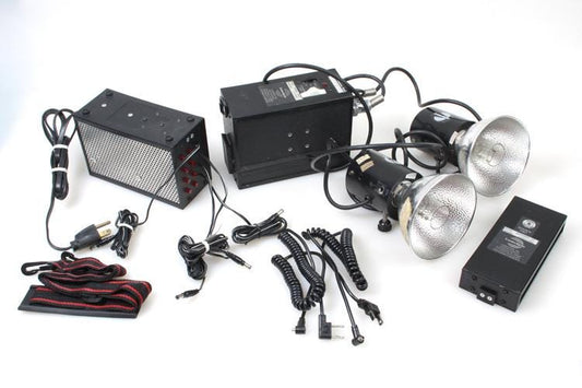 Two Flash Heads 065 Lumedyne Power Pack Charger/Strap/Two Batteries/Two PC Conn.