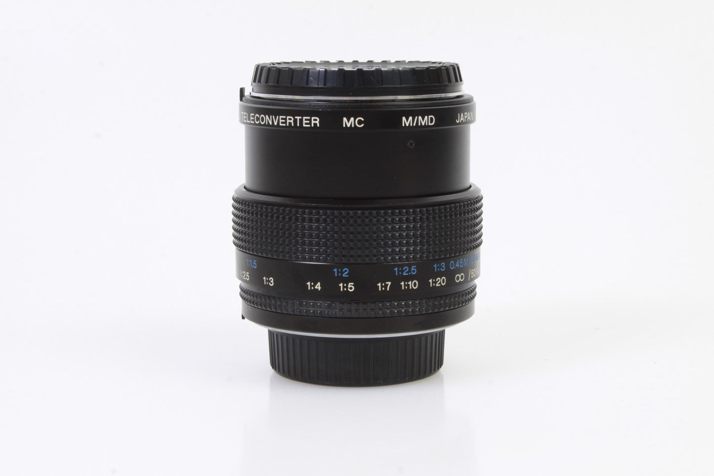 MINOLTA  2X macrofocusing Teleconverter