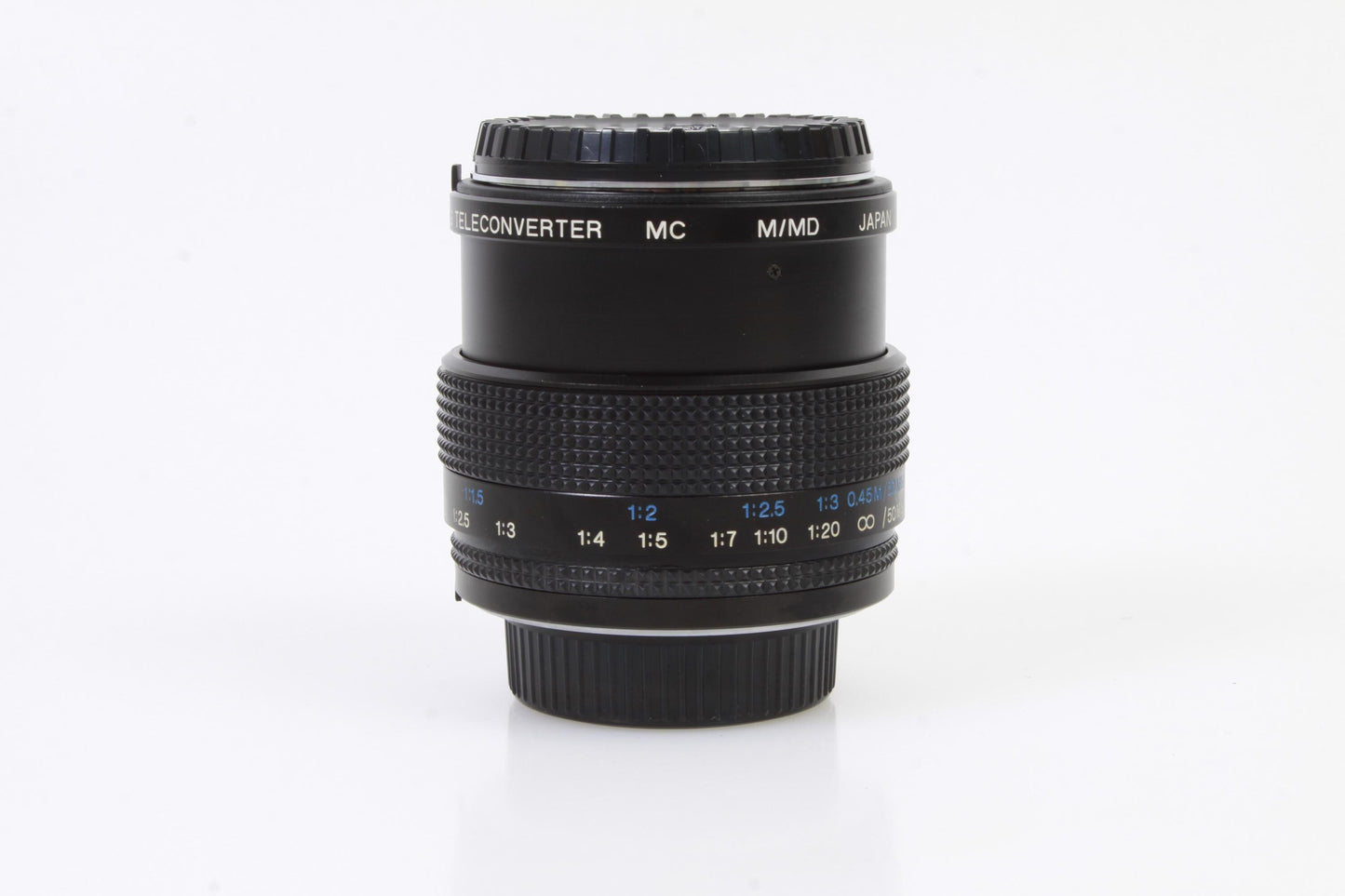 MINOLTA  2X macrofocusing Teleconverter