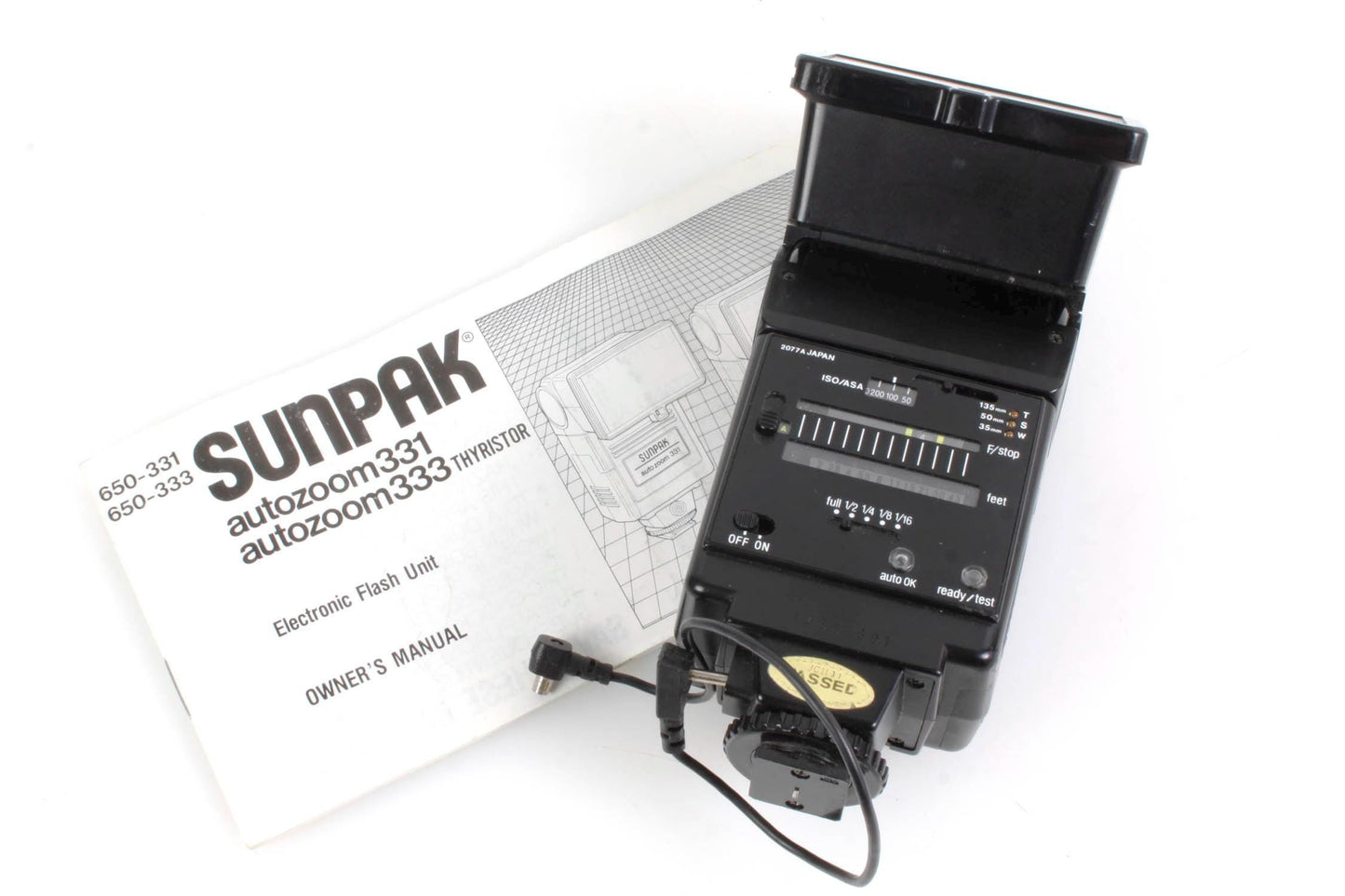 Sunpak Auot Zoom 333 Film Camera Flash WORKS with Cord & Manual