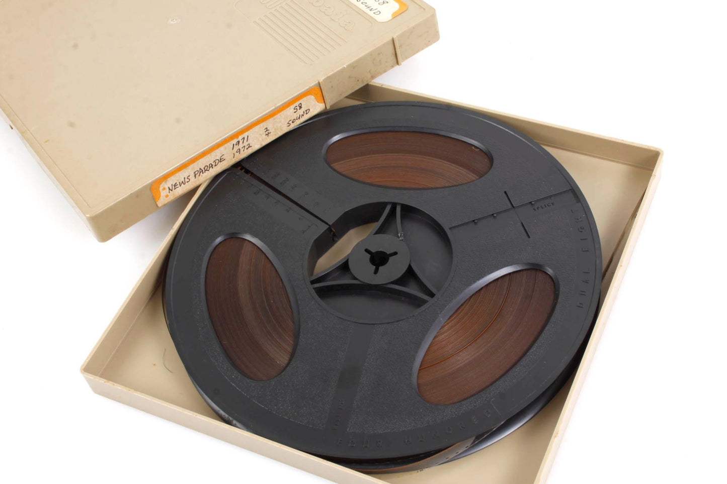 Super 8mm Film: 1971 / 1972 News Parade w/Sound