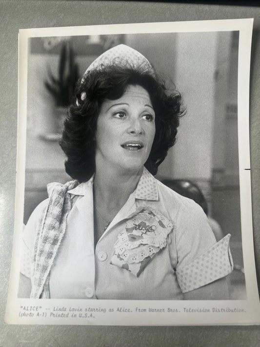 1980's TV Show Photo Artifact from Warner Bros. "Alice" Official Press Release Photo of Actress Linda Lavin starring as Alice Set of 2 8x10