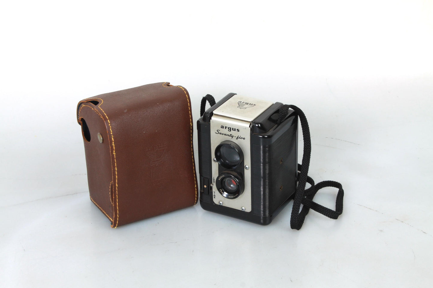Argus Seventy-Five Art Deco TLR Camera W/ Original Case & Strap