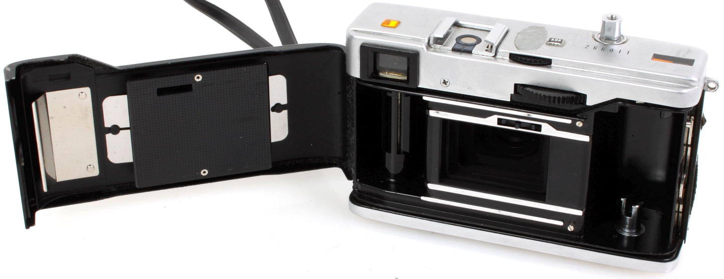 Olympus 35 EC 35mm Film Camera 1:2.8 f=42mm Camera for Parts/ Repair