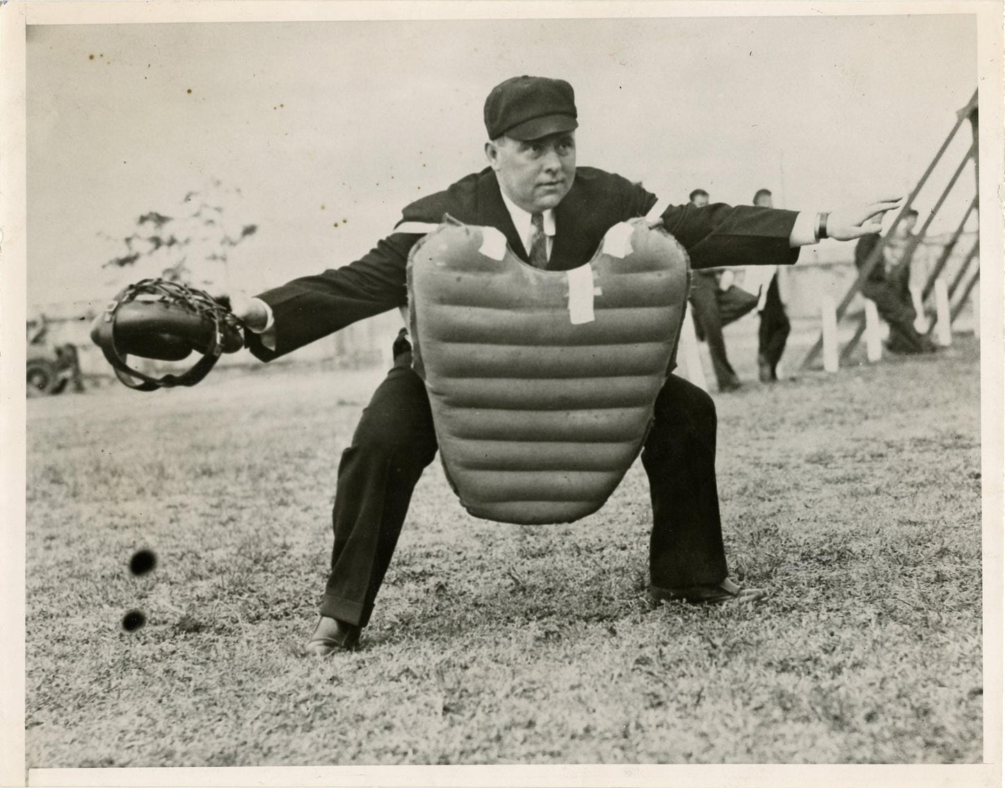70+ Photos Vintage Baseball Memorabilia Umpires World Series