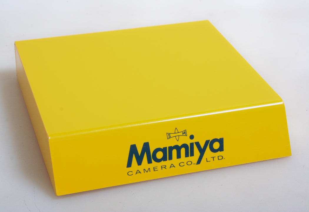 MAMIYA DEALER CAMERA DISPLAY STAND YELLOW