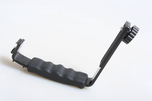 CAMERA BRACKET FOR DSLR CAMERAS & FLASH