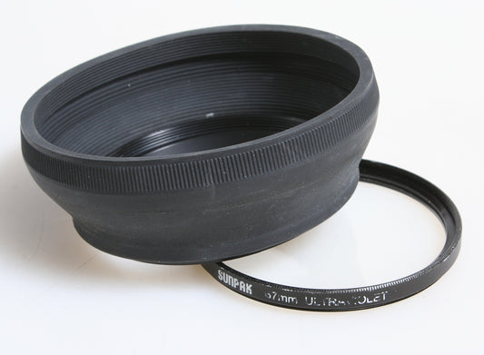 67MM UV FILTER & HOOD