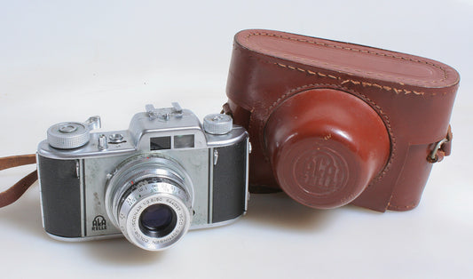 FILM CAMERA W/ORIGINAL BROWN LEATHER CASE AND STRAP, DISPLAY ONLY