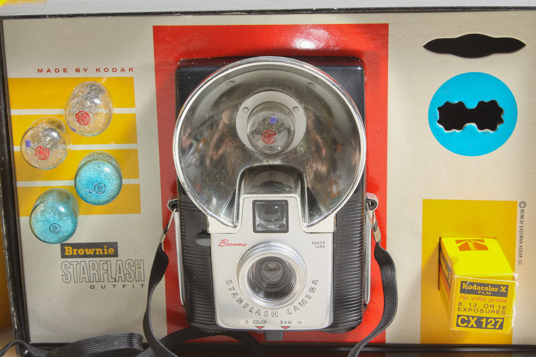 KODAK BROWNIE STARFLASH IN ORIGINAL BOX