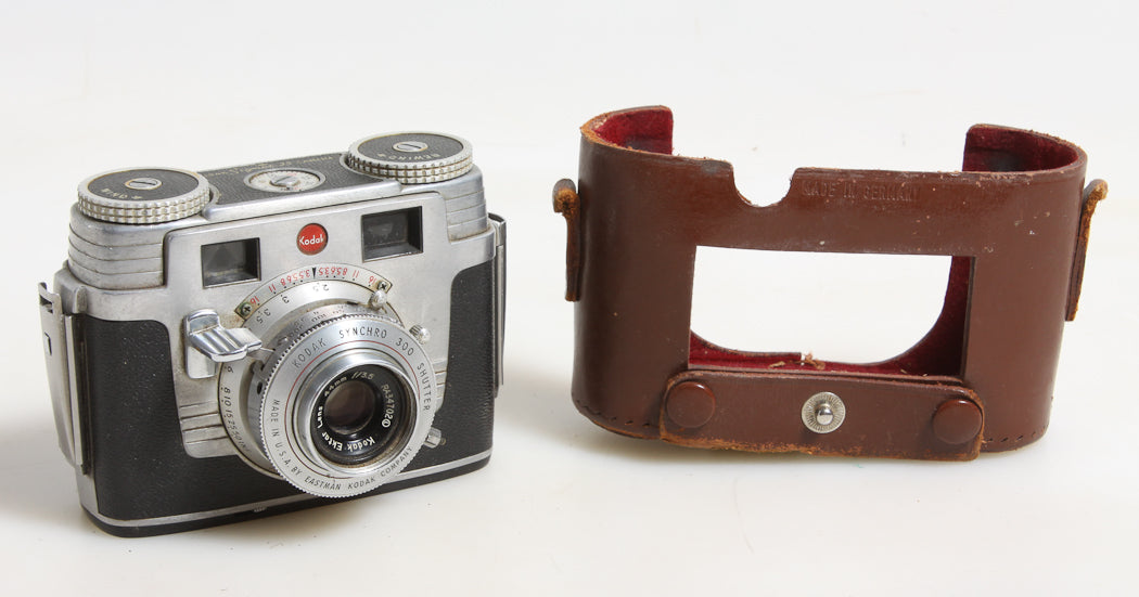 ART DECO 35MM FILM CAMERA, DISPLAY ONLY