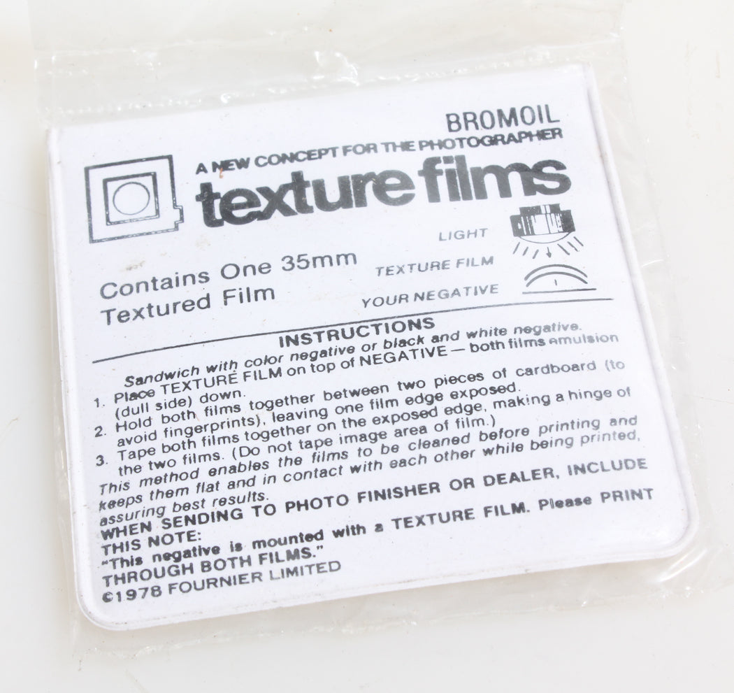 DARKROOM ENLARGER TEXTURE FILM BROMOIL, 35MM