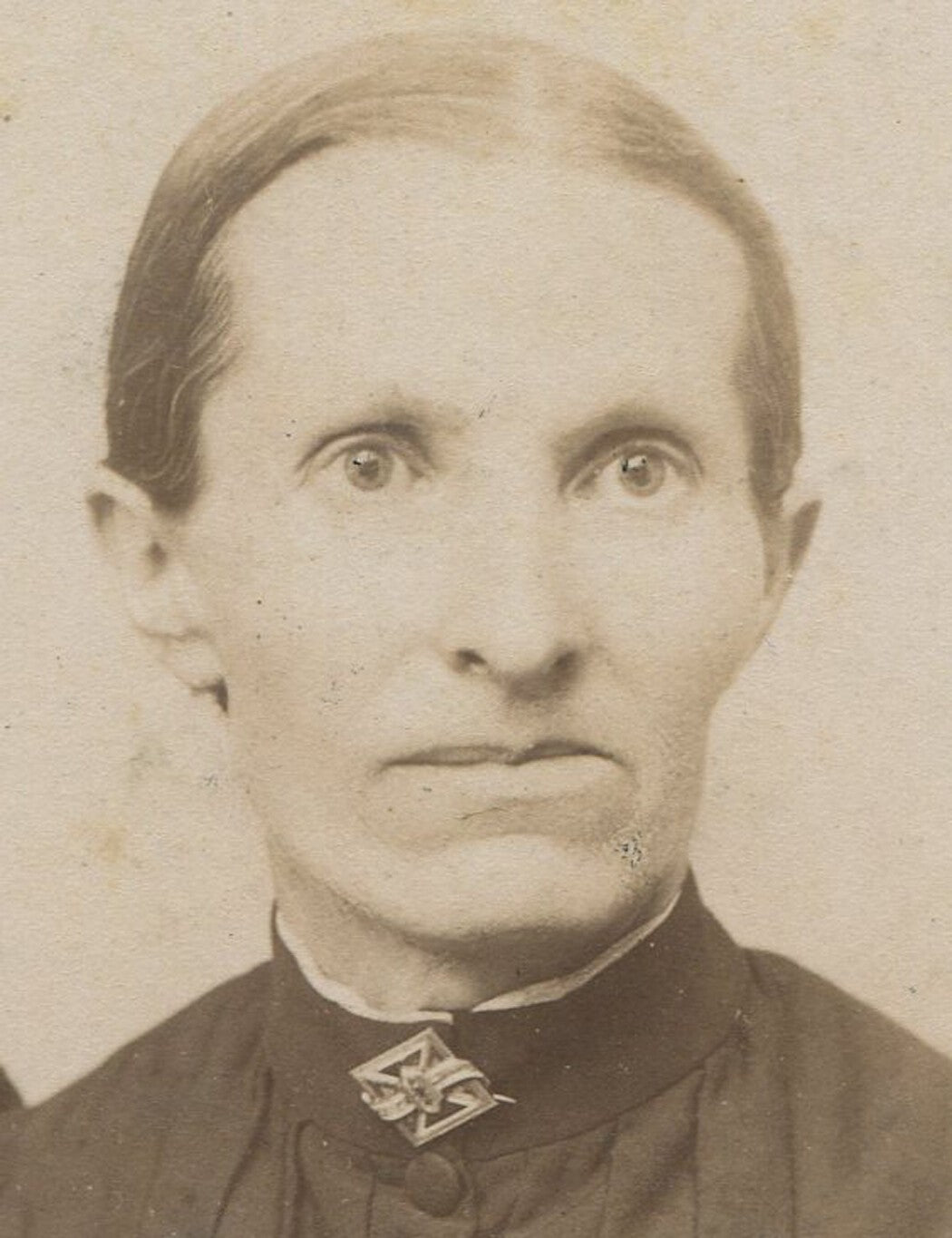 Vintage cabinet card portrait - sunken-eyed woman with blank stare, Allegheny,