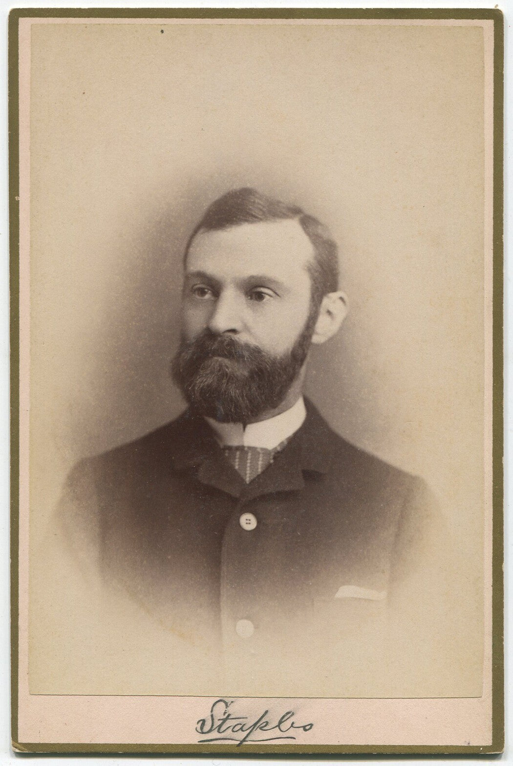 Original Vintage Cabinet Card Portrait - Man with Full Beard, Neatly Trimmed