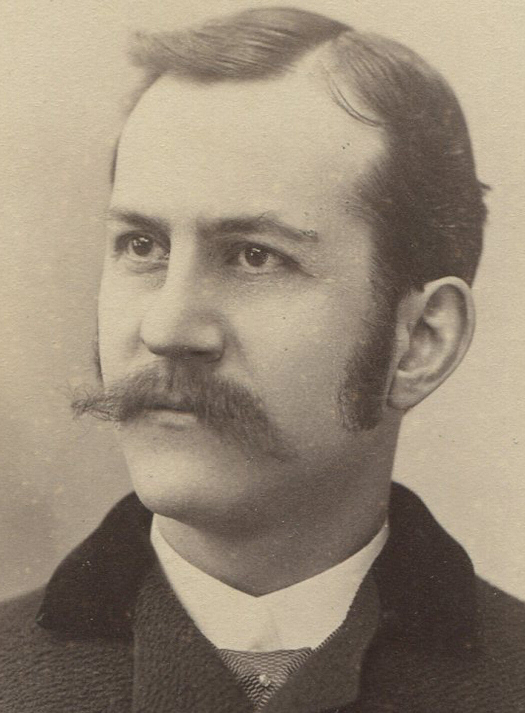 MAN WITH LONG SIDEBURNS AND CROOKED MUSTACHE. CABINET CARD. TRENTON, N.J.