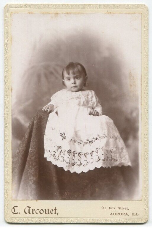Vintage Baby Portrait Cabinet Card from Aurora, Illinois - Early 20th Century