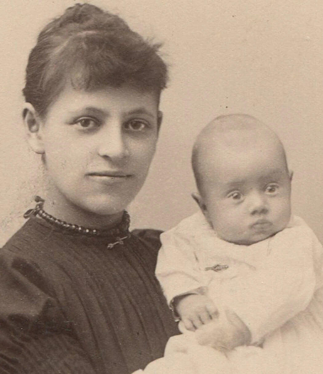 Vintage Cabinet Card: Mother Holding Surprised Baby, Ogdensburg, NY - Original