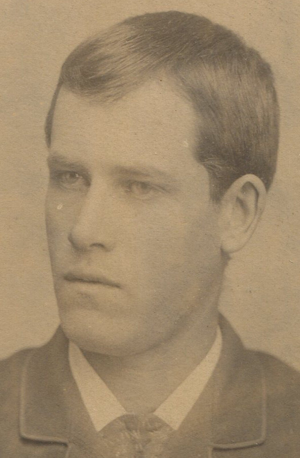 Vintage cabinet card portrait: Handsome Man, Quiet Presence - original photo,
