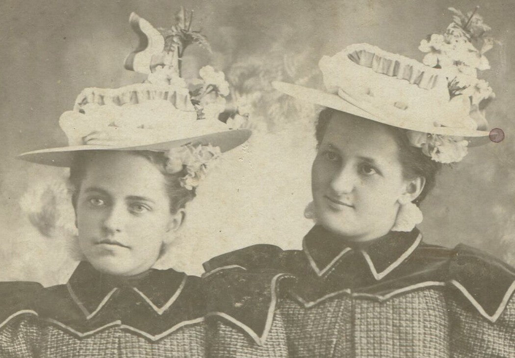 Vintage 1900s Photo: Young Women in Outlandish Hats, Matching Dresses - Original
