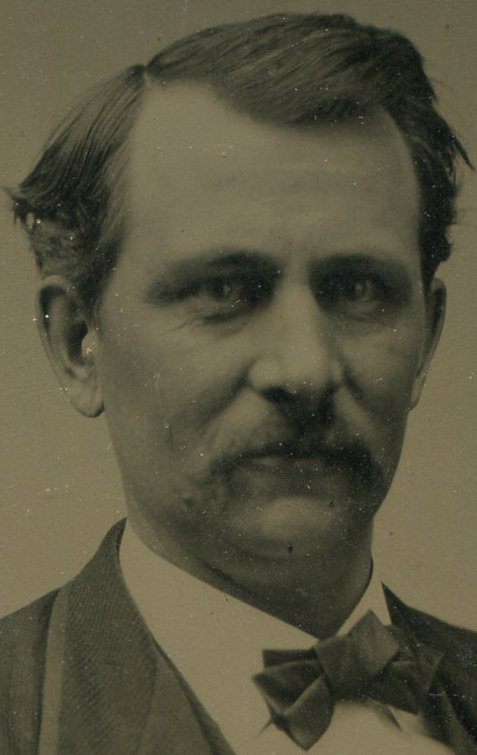 AVERAGE WHITE MAN, BIG MUSTACHE, WIDE LAPELS. TINTYPE.