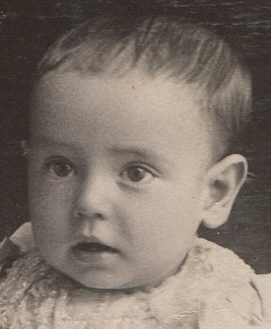 CUTE BABY SEATED ON TABLE. CABINET CARD. IMLAY CITY, MICHIGAN.