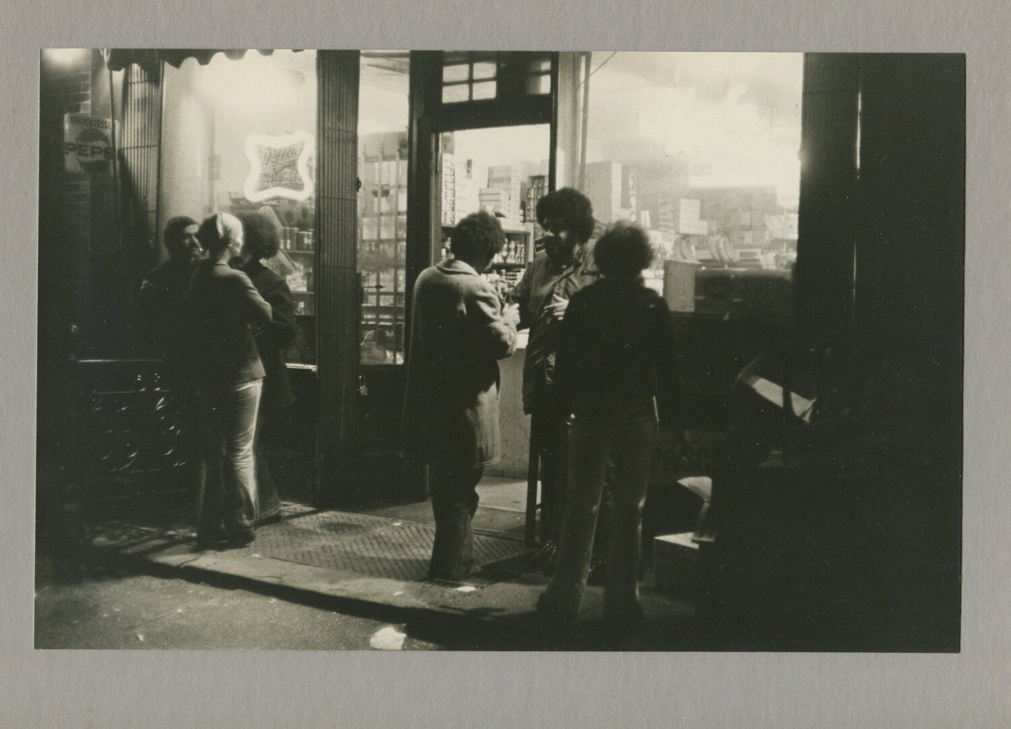 STREET PROTEST/ART PHOTOS NYC, 1967. COLLECTION OF 20 PLUS B&W PHOTOS