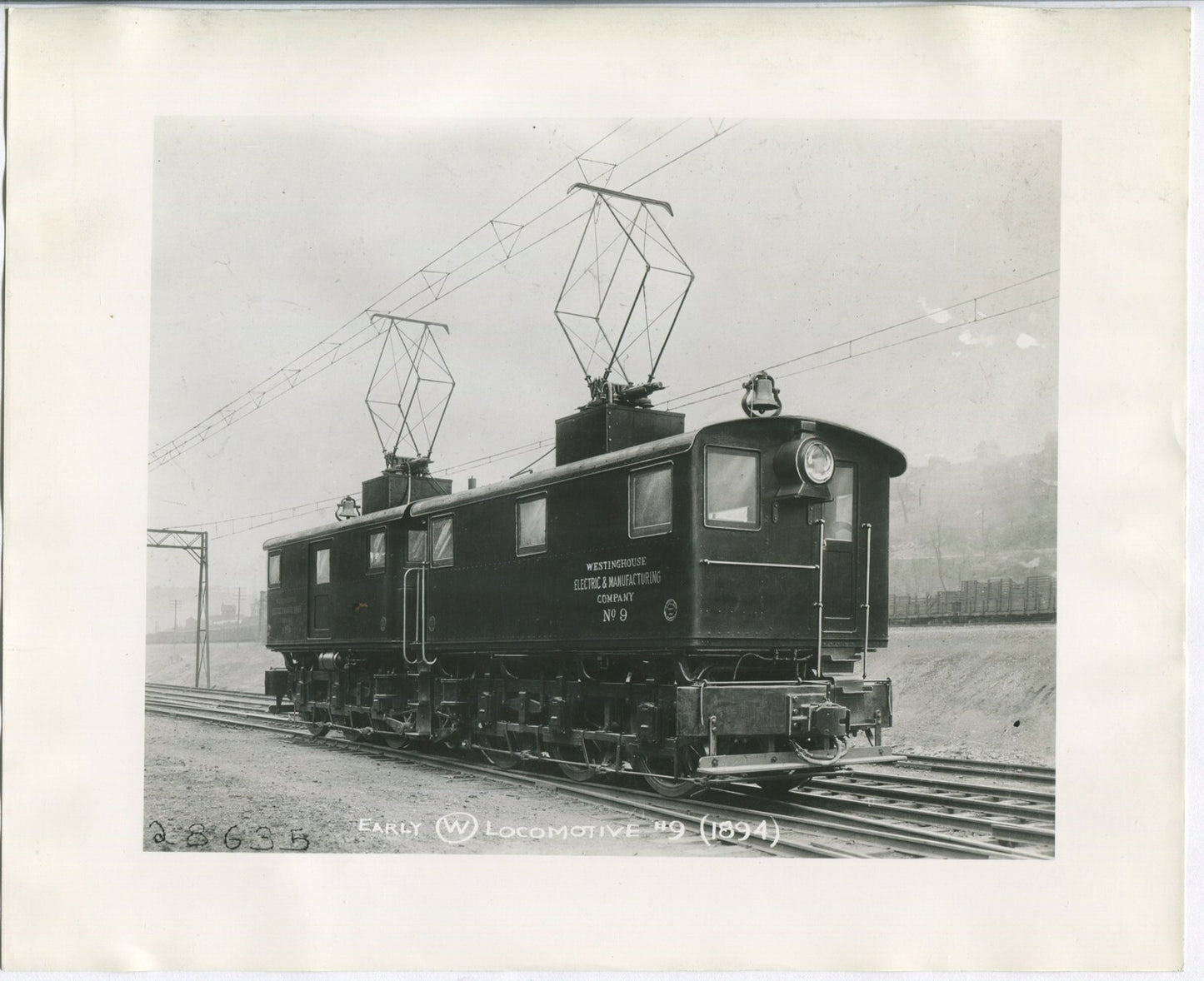 WESTINGHOUSE EARLY ELECTRIC LOCOMOTIVE. BLACK AND WHITE SILVER PRINT 8 X 10.