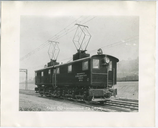 WESTINGHOUSE EARLY ELECTRIC LOCOMOTIVE. BLACK AND WHITE SILVER PRINT 8 X 10.